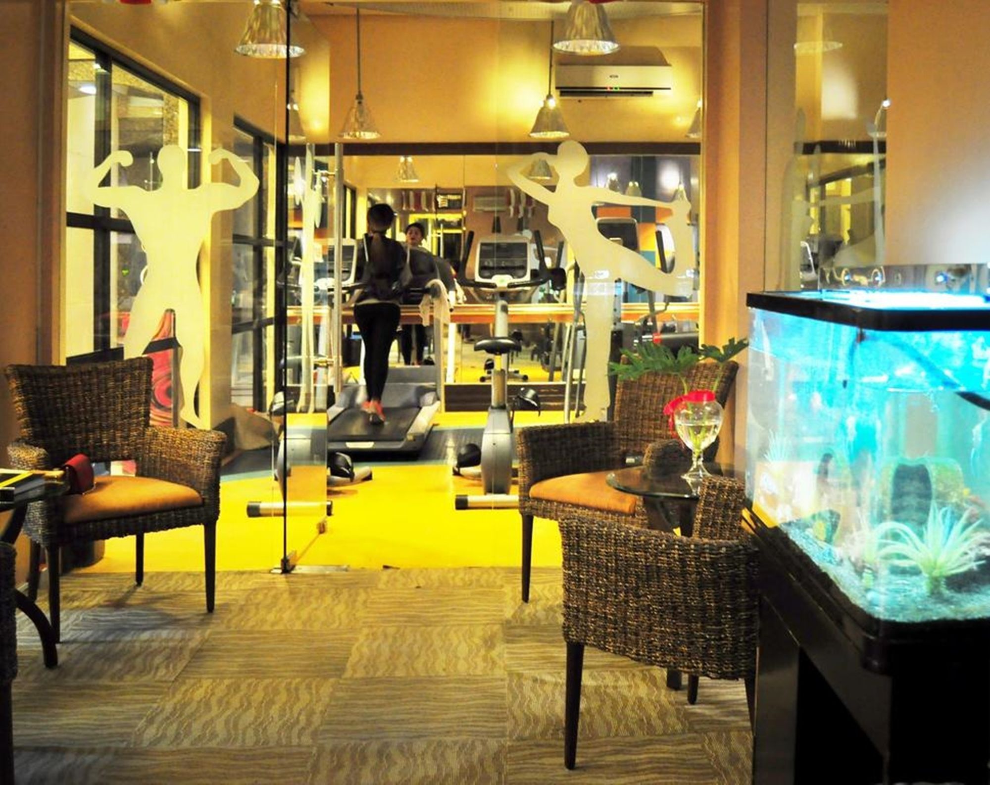 P&S Suites Forbeswood Parklane Taguig Zewnętrze zdjęcie