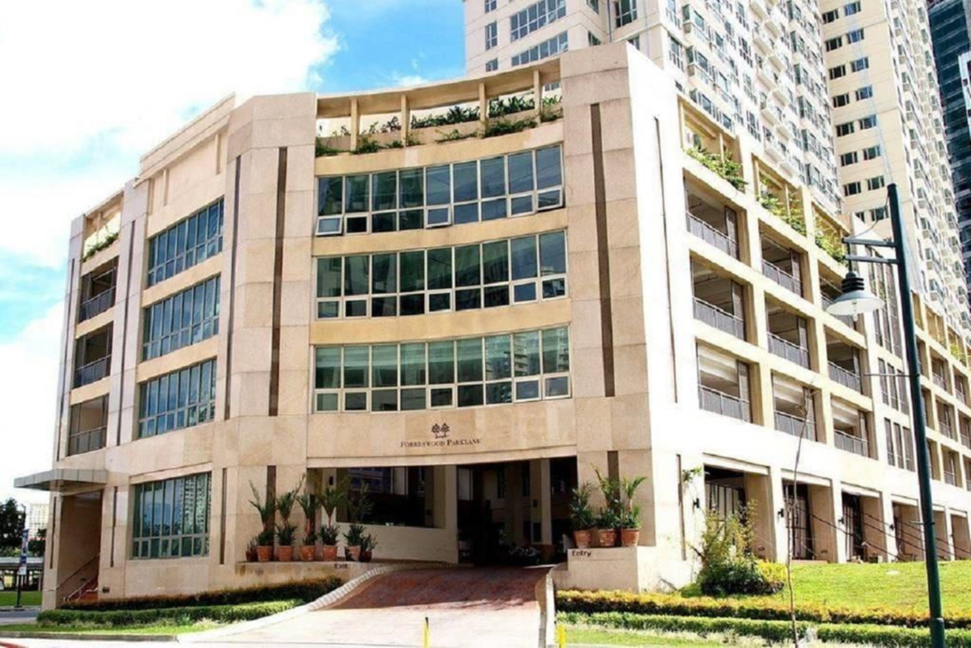 P&S Suites Forbeswood Parklane Taguig Zewnętrze zdjęcie